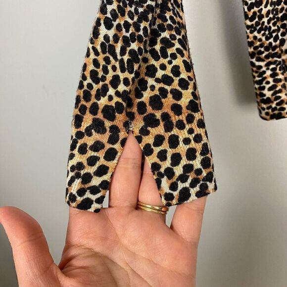 Equipment Raydon Animal-Print Wool Sweater - Picture 8 of 10